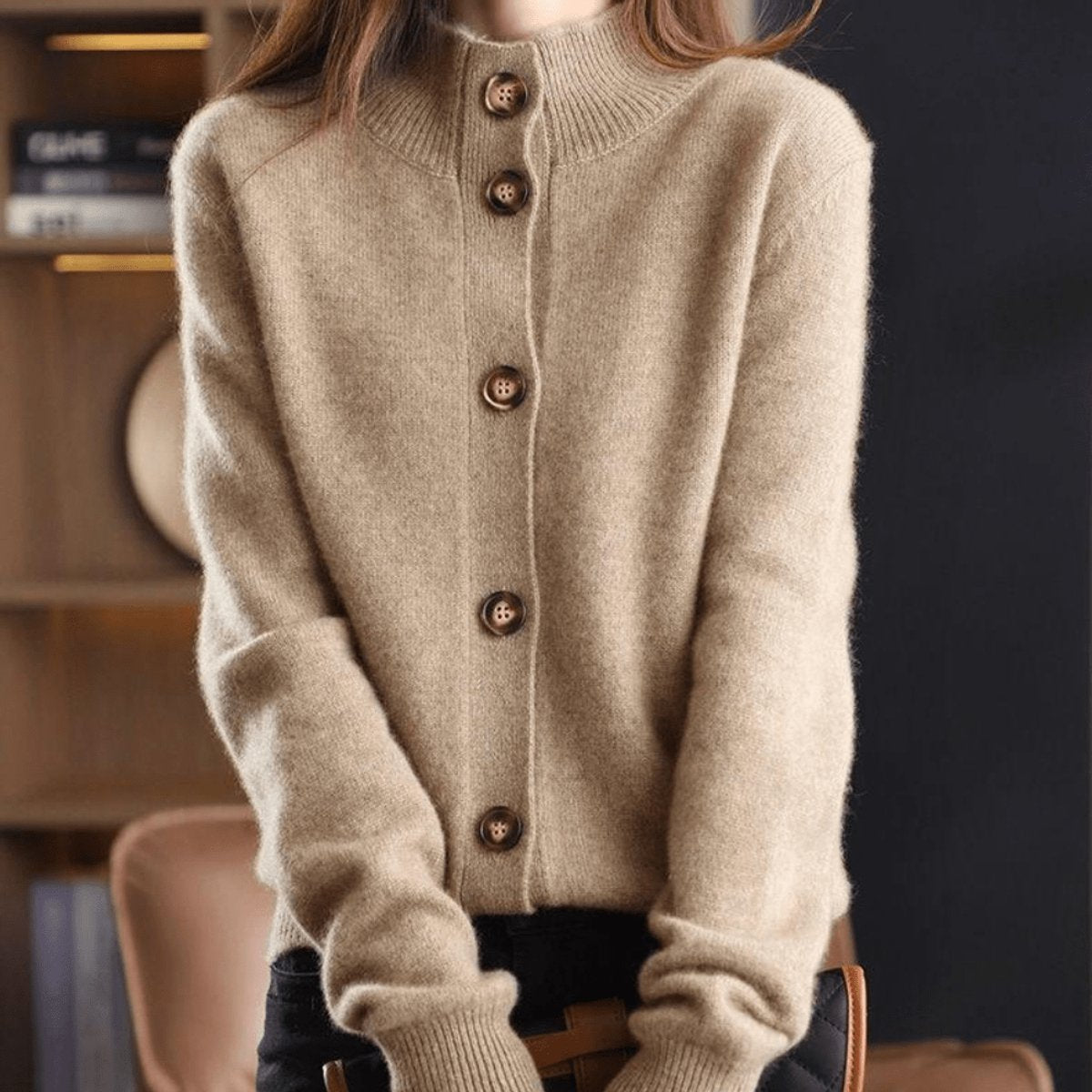 Women's Cashmere Blend Button-Front Knit Cardigan – product view 1
