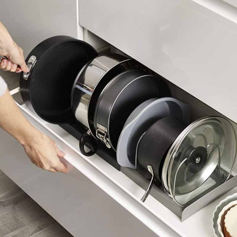 Expandable Pan and Lid Organizer