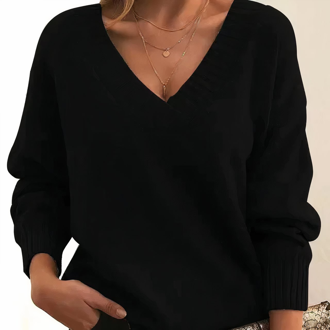 Women's V-Neck Long Sleeve Cashmere Blend Knit Sweater – product view 1
