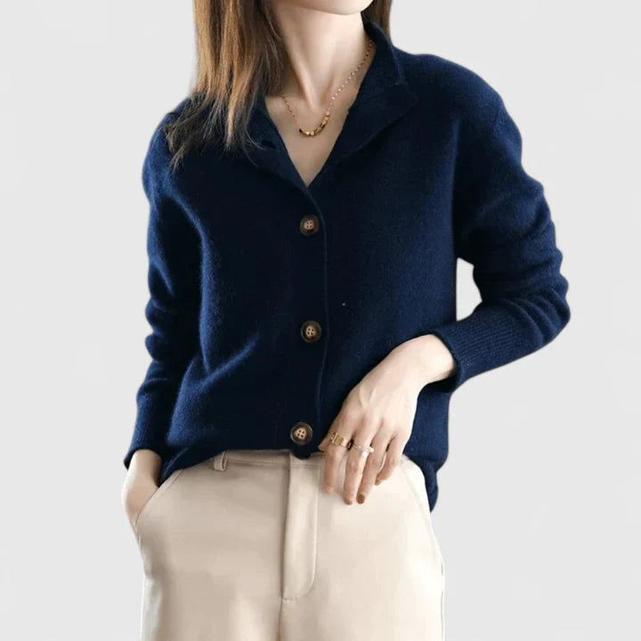 Elegant Cardigan – product view 1